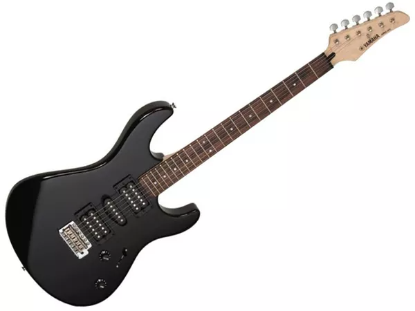 Fender American Ultra Stratocaster MN Cobra- nero